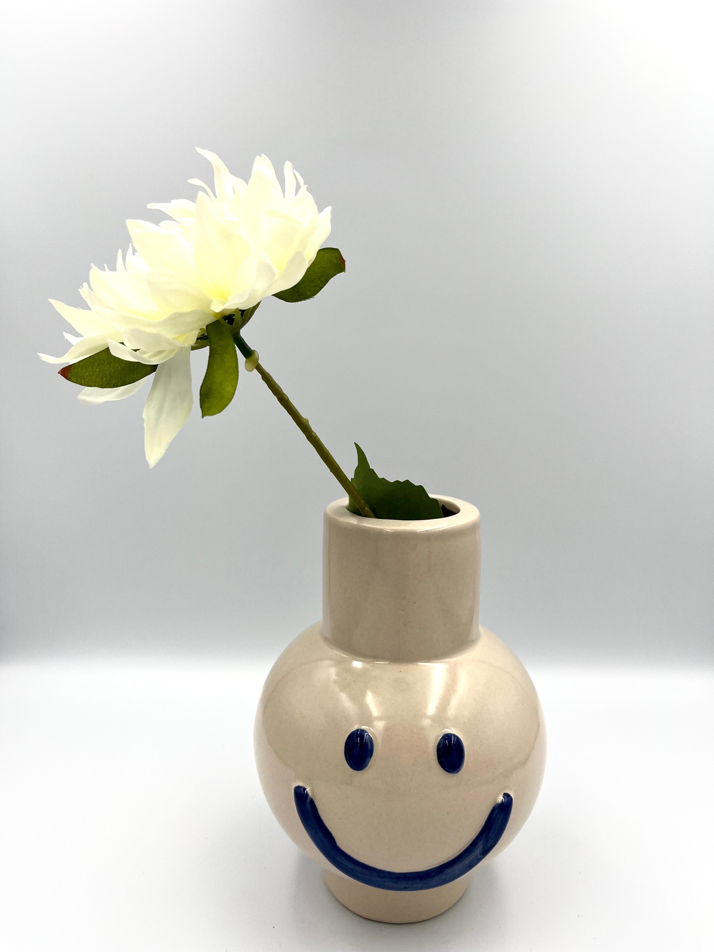 Smiley Vaas